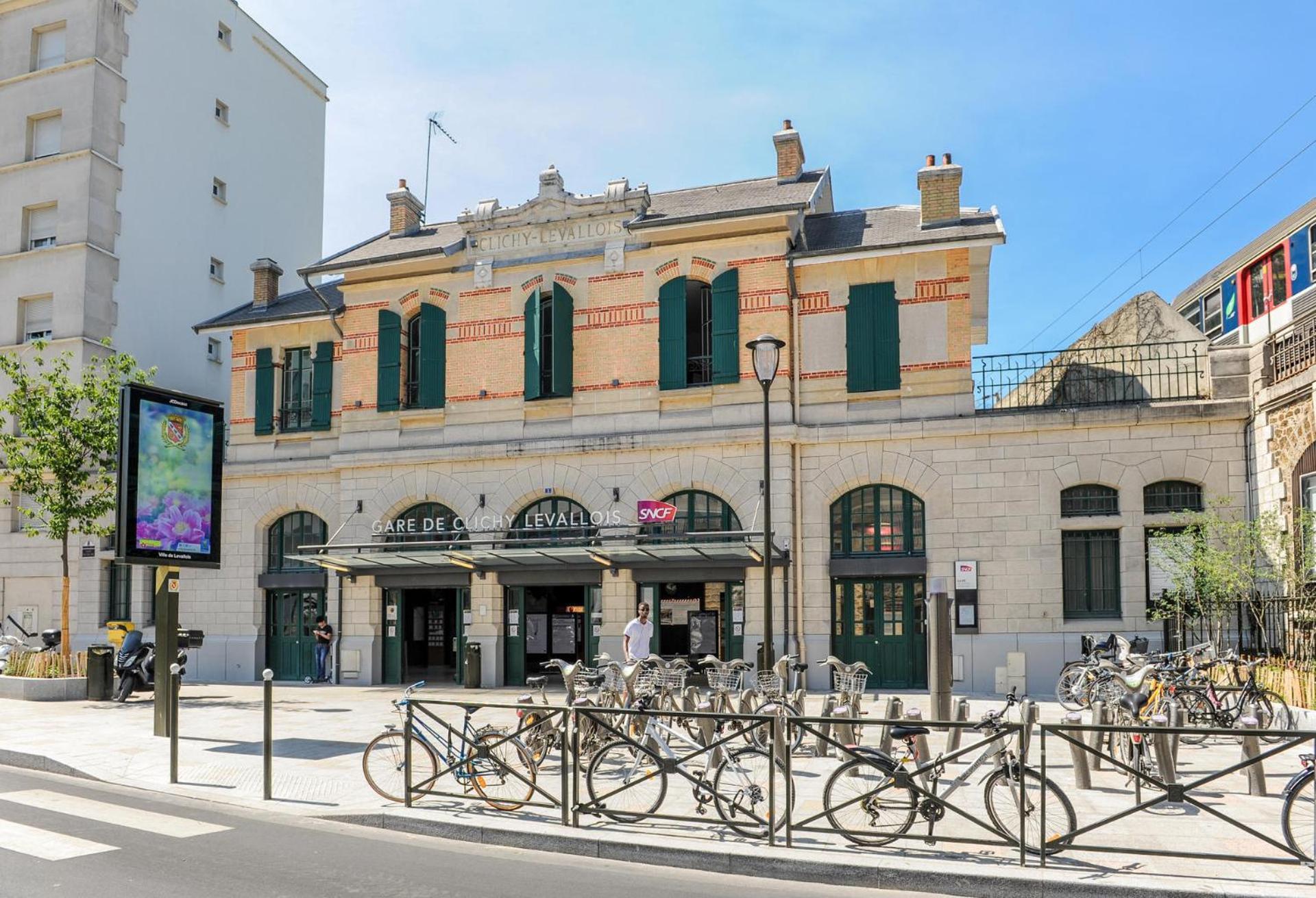 Luxelevallois Chic Stay With Balcony 800 Meters From Paris Zewnętrze zdjęcie
